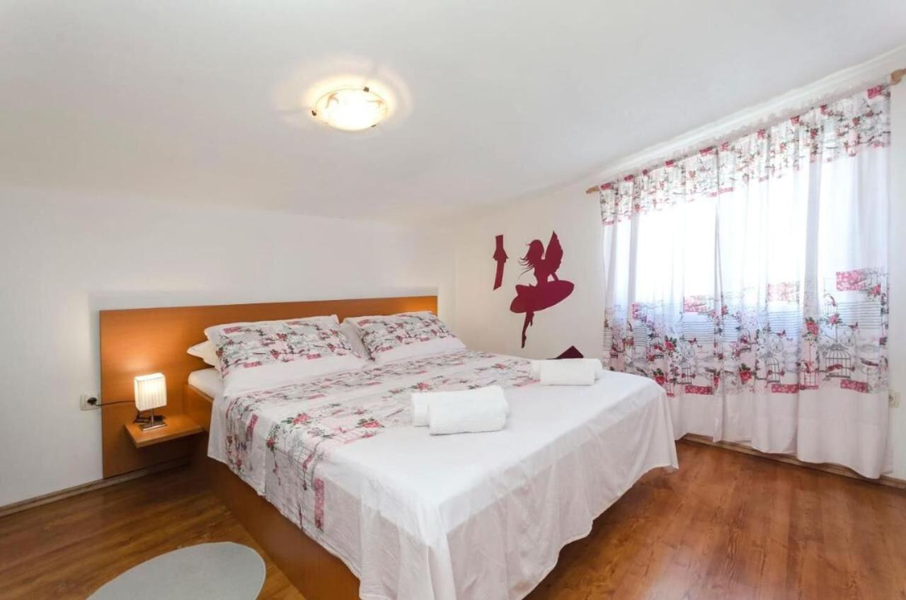 Apartment Marija Vodice Exterior foto